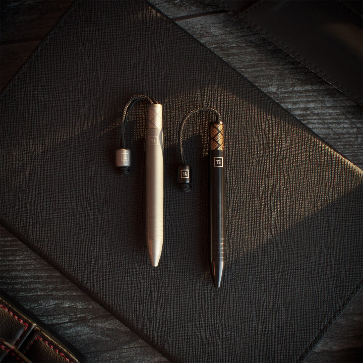 #color_black-titanium