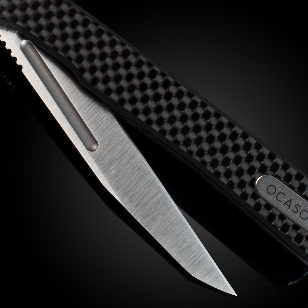 Solstice Executive knife Carbon Fiber + Satin / Wharncliffe