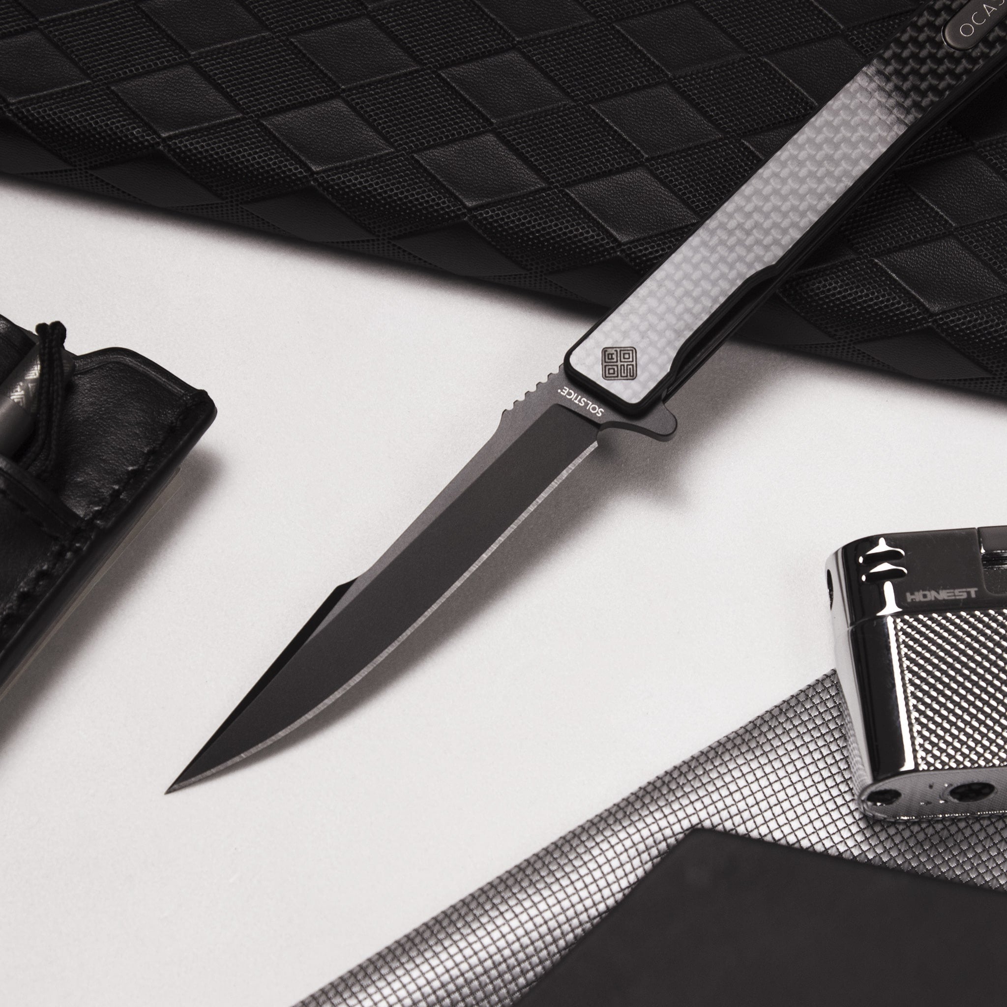Carbon Fiber Solstice – CPM S35VN Gentleman's Knife designed by
