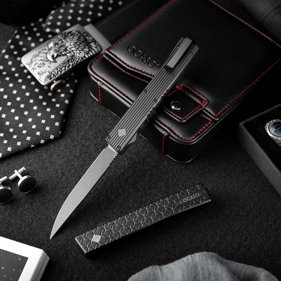 Lucent Automatic OTF Straight blade, Pinstripe handle, Black – clip side