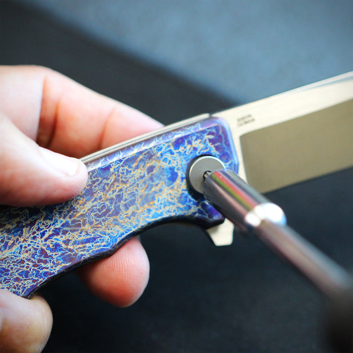 Close up of knife assembly