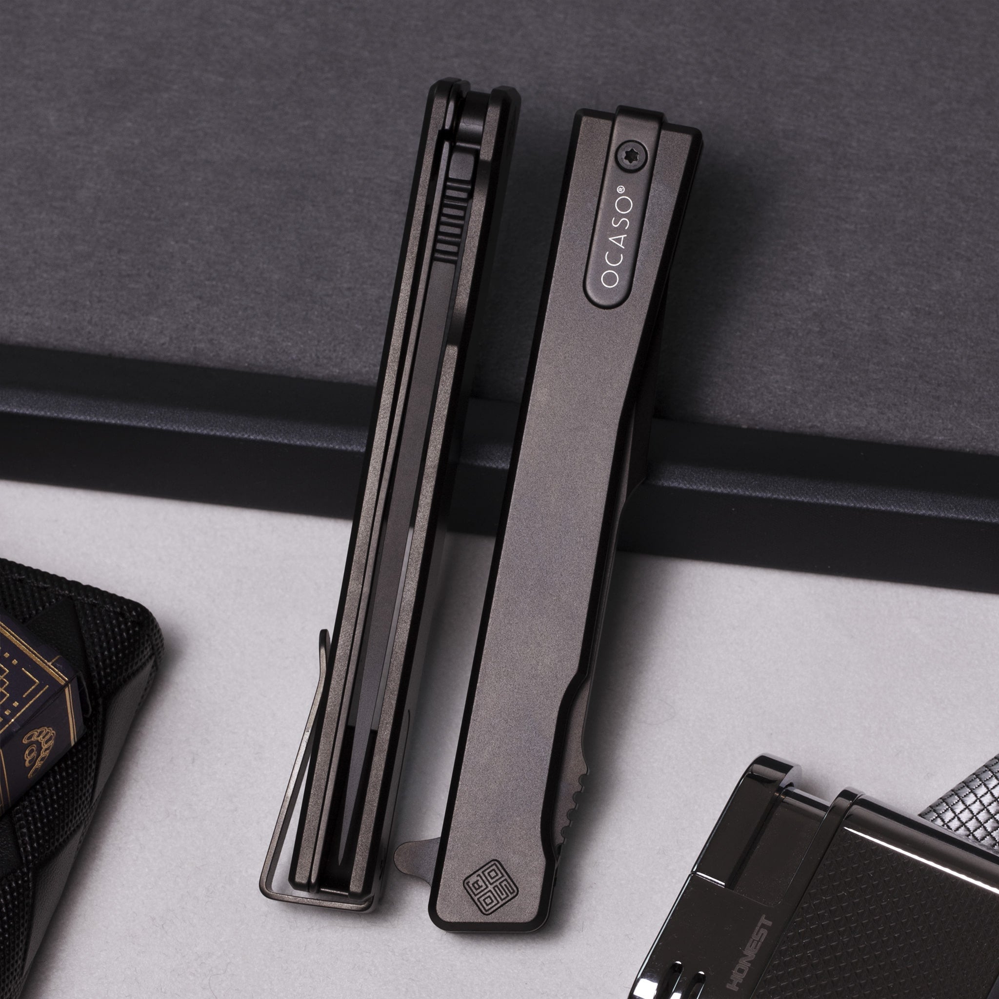 ソリティアセラミックブラックプリズマ　スターウォーカーミッドナイトブラックメタル Titanium Solstice – CPM S35VN Gentleman's Knife designed by Andrew