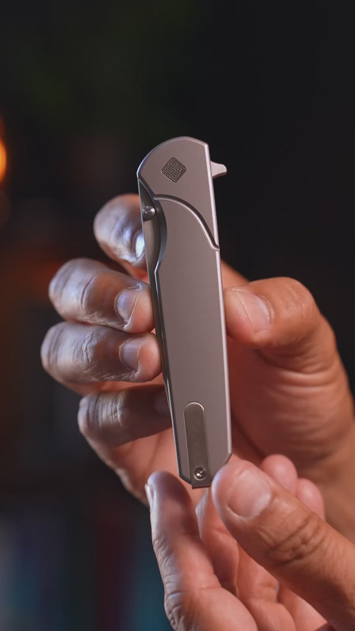 Ocaso Charter Plain Titanium